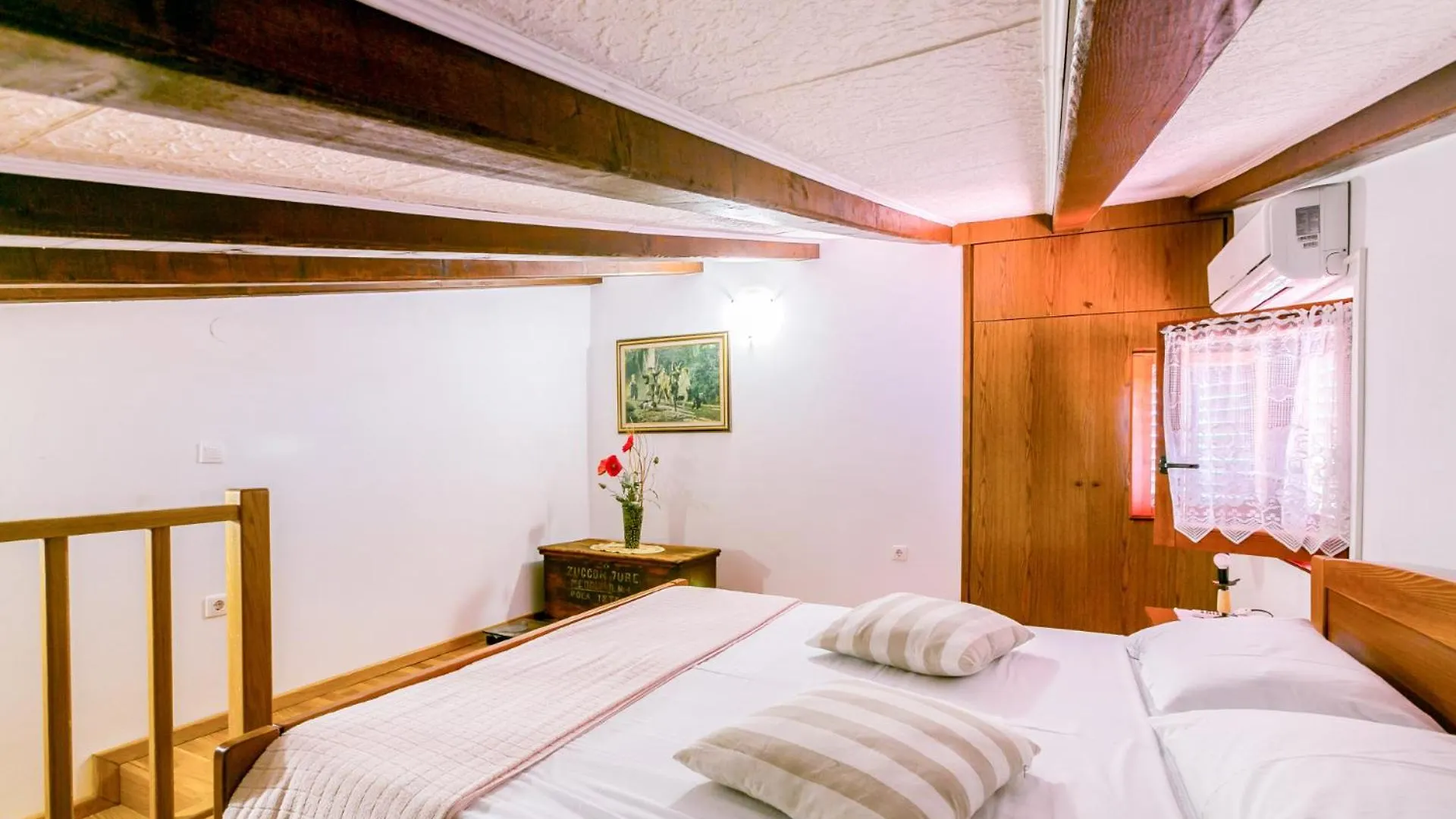 Elvira - Apartment Bungalow - Mpolo Medulin 0*,  Croatia
